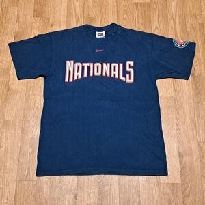 2005 Nike Washington Nationals T-shirt Size Medium